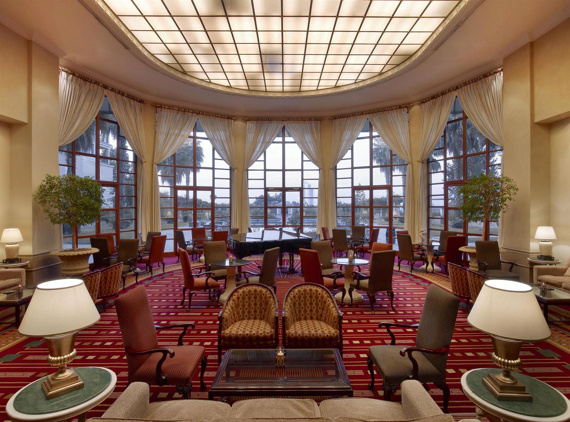 Sheraton Addis, A Luxury Collection Hotel, Addis Abeba Esterno foto